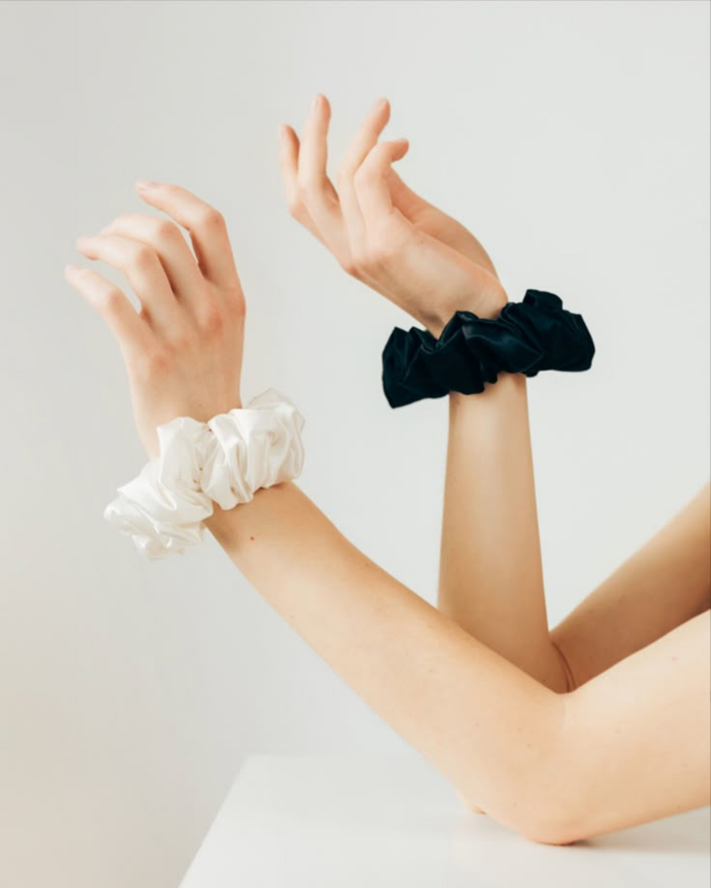 Monochrome Magic Scrunchie Set