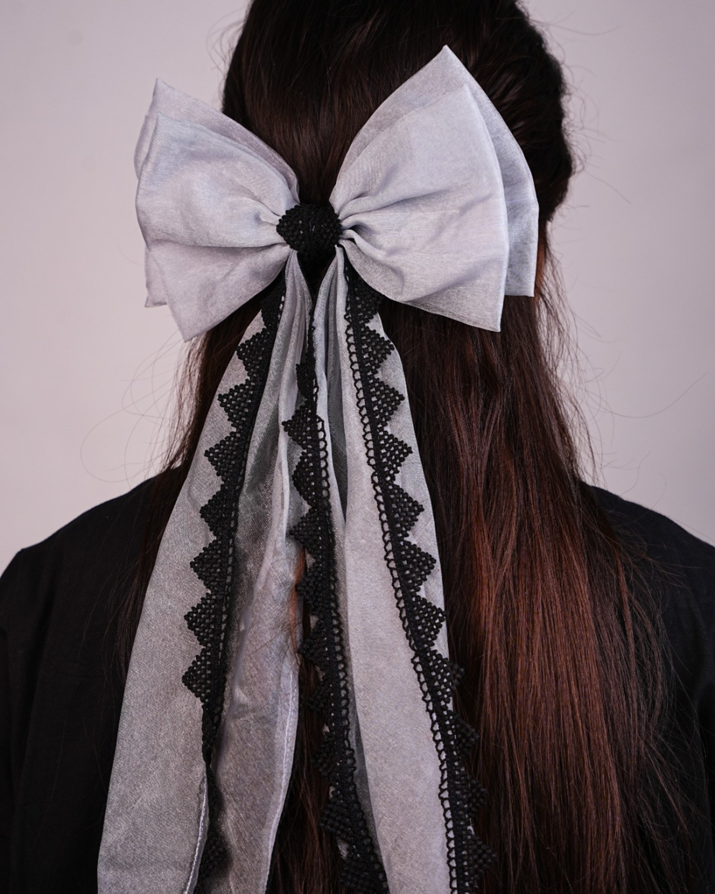 Midnight Elegance Bow