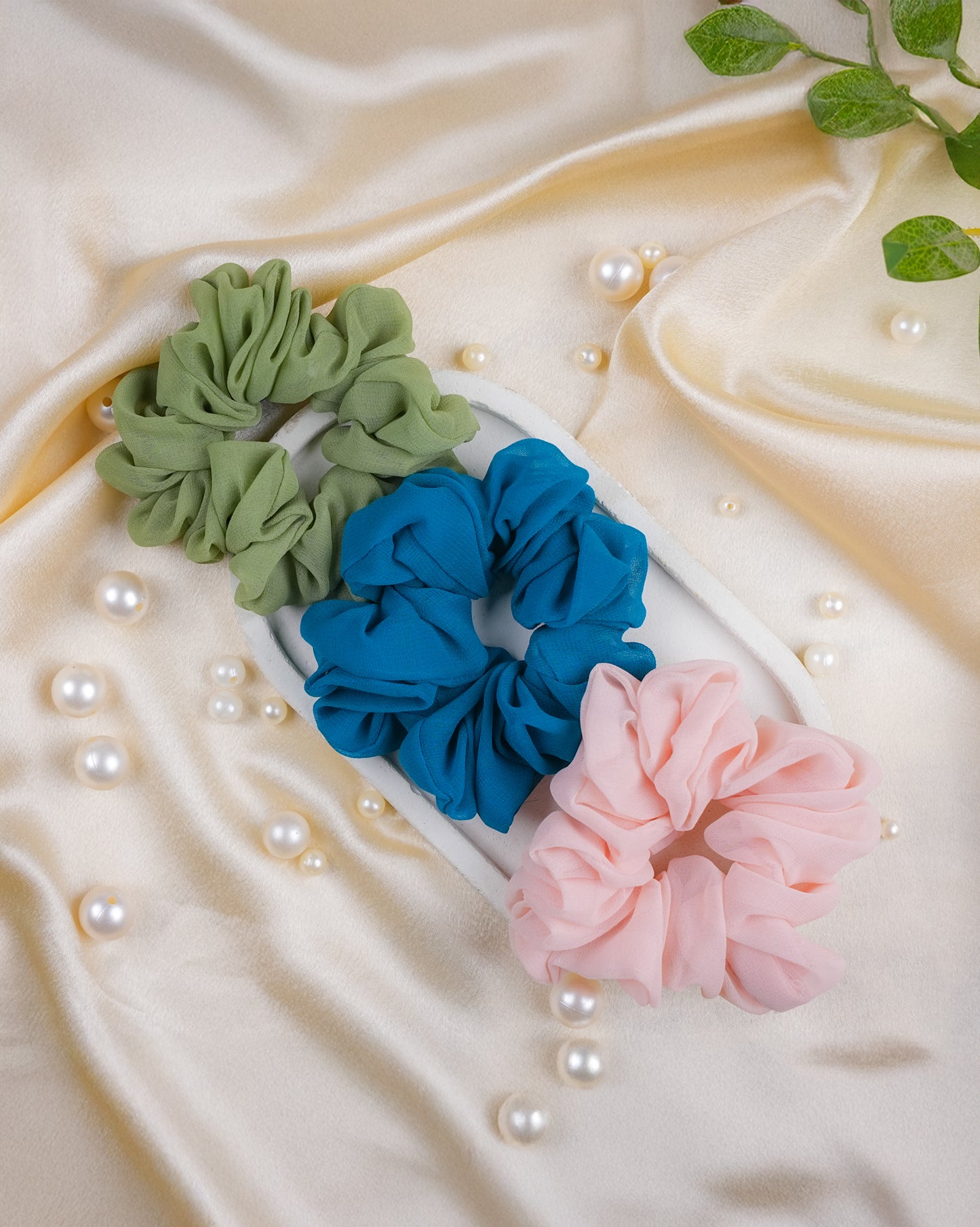 Silken Dreams Scrunchies Set